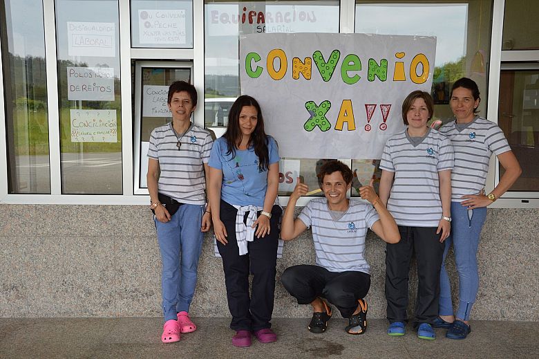 16 06 09 Concentracion EI Ponteceso.jpg